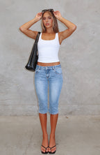 Annie Low Rise Capri Jeans Vintage Light Blue