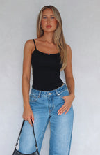 No Flaws Cami Top Black