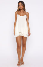 Chill Squad Shorts Cream