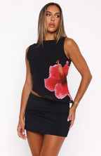 Hard To Trust Top Midnight Hibiscus