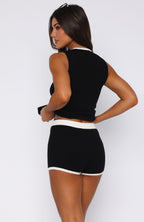 Second Guessing Knit Shorts Black